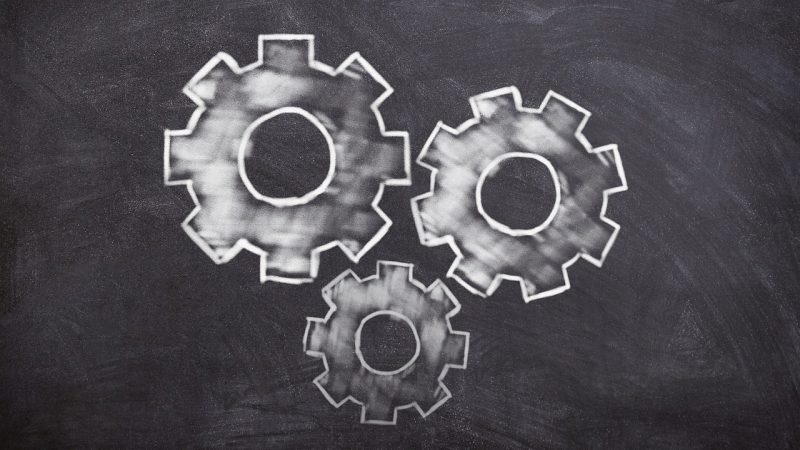 汇率预测：主流机构观点与分析框架 示意图